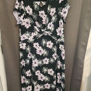 Jessica Howard Black and Purple Jessica Howard Floral Midi Dress Sz. 20w